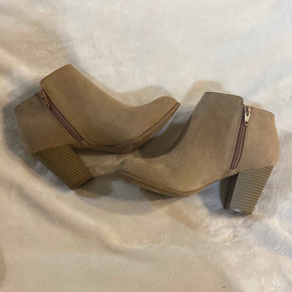 Old Navy booties